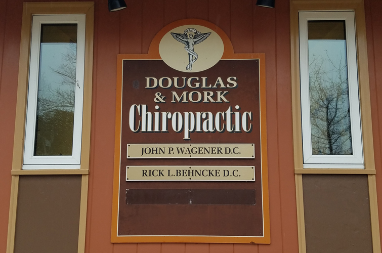 Douglas-Mork-Chiropractic-Sign